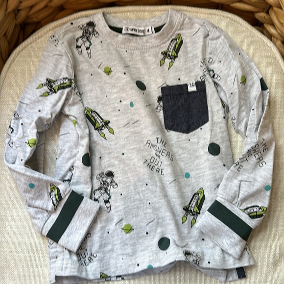 Sovereign Code Long Sleeve Space Pocket Tee, 4 - Picture 3 of 6